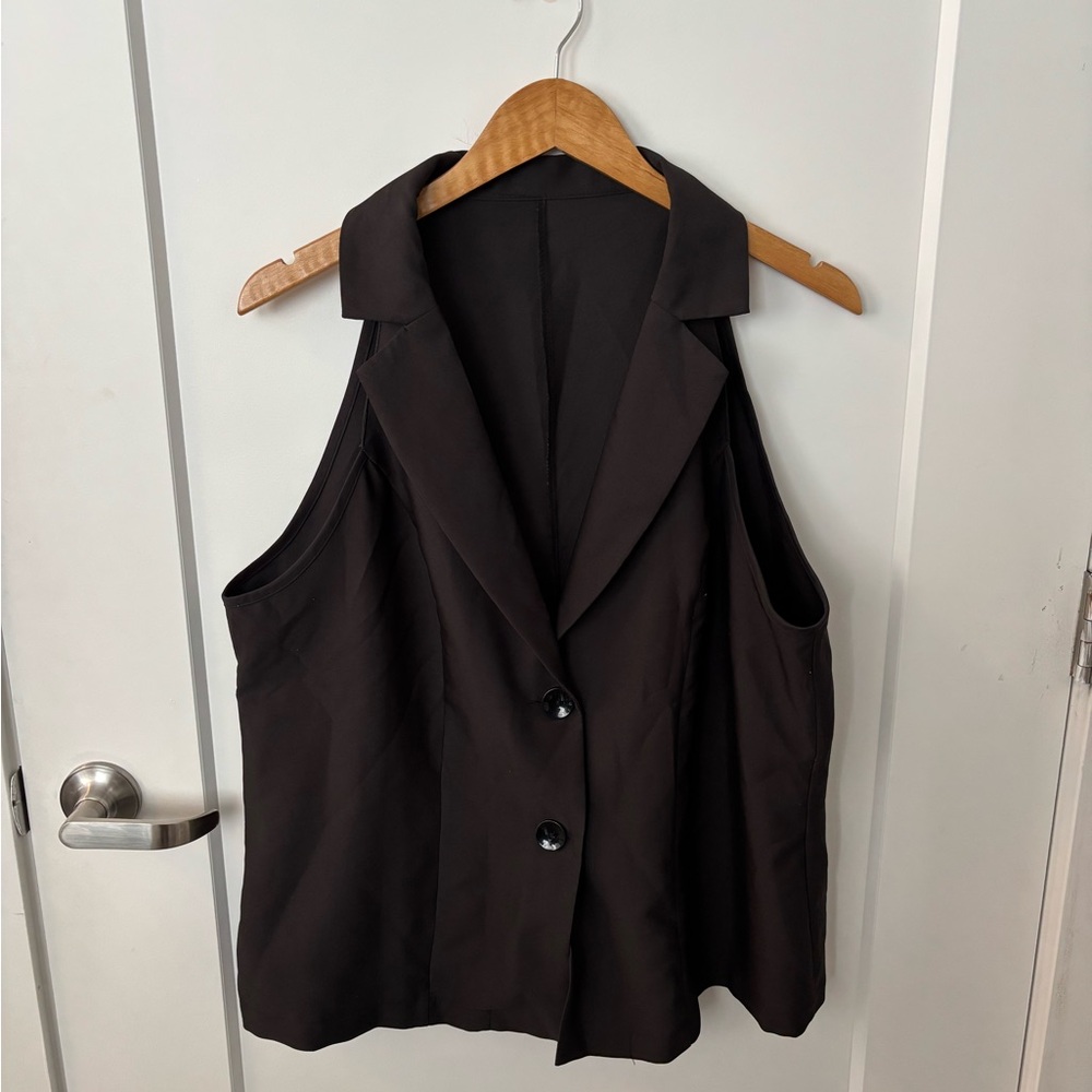 Black Sleeveless Blazer Vest